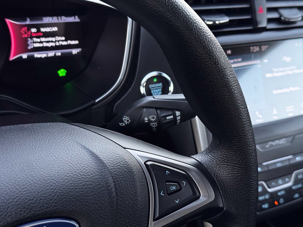 Certified 2019 Ford Fusion SE FWD image 32