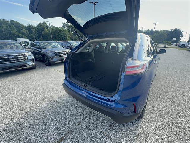 Certified 2024 Ford Edge SEL AWD/4WD image 5