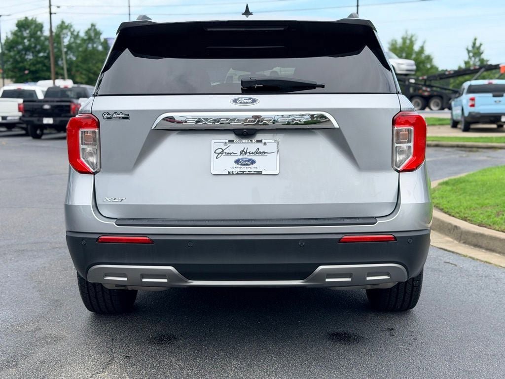 Certified 2023 Ford Explorer XLT w/ Equipment Group 202A RWD image 6