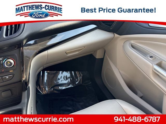 Certified 2017 Ford Escape Titanium AWD/4WD image 22