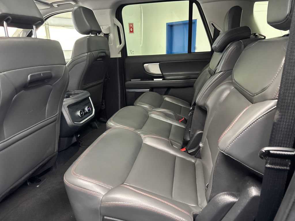 Certified 2025 Ford Expedition Max Active AWD/4WD image 29