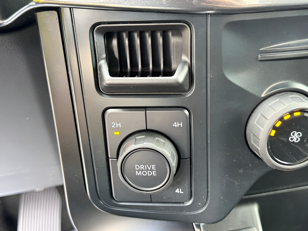 Certified 2025 Ford F150 STX w/ Equipment Group 200A AWD/4WD image 18