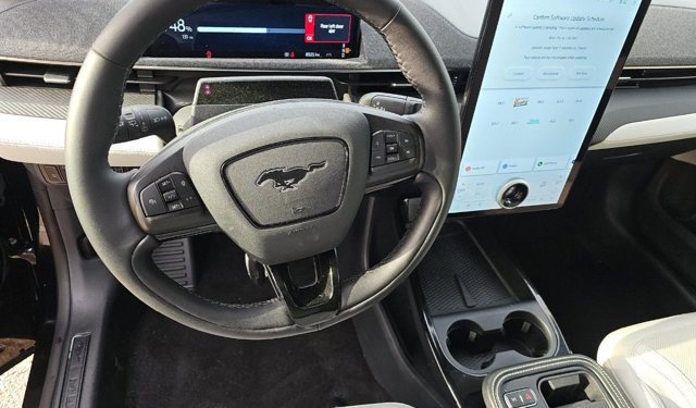 Certified 2025 Ford Mustang Mach-E Premium RWD image 8