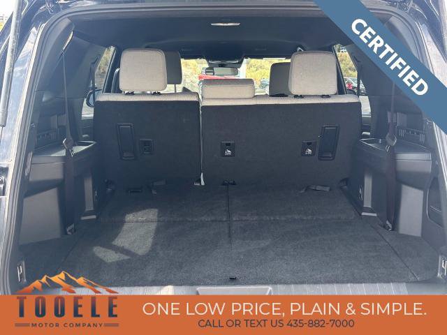 Used 2025 Toyota 4Runner SR5 AWD/4WD image 6