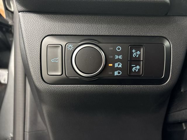 Certified 2025 Ford Escape ST-Line w/ Tech Pack #1 image 31