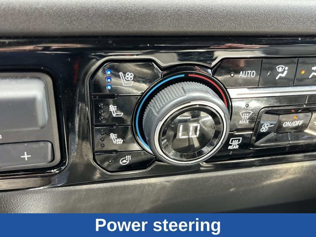 Used 2024 Chevrolet Silverado 1500 High Country w/ High Country Premium Package AWD/4WD image 41
