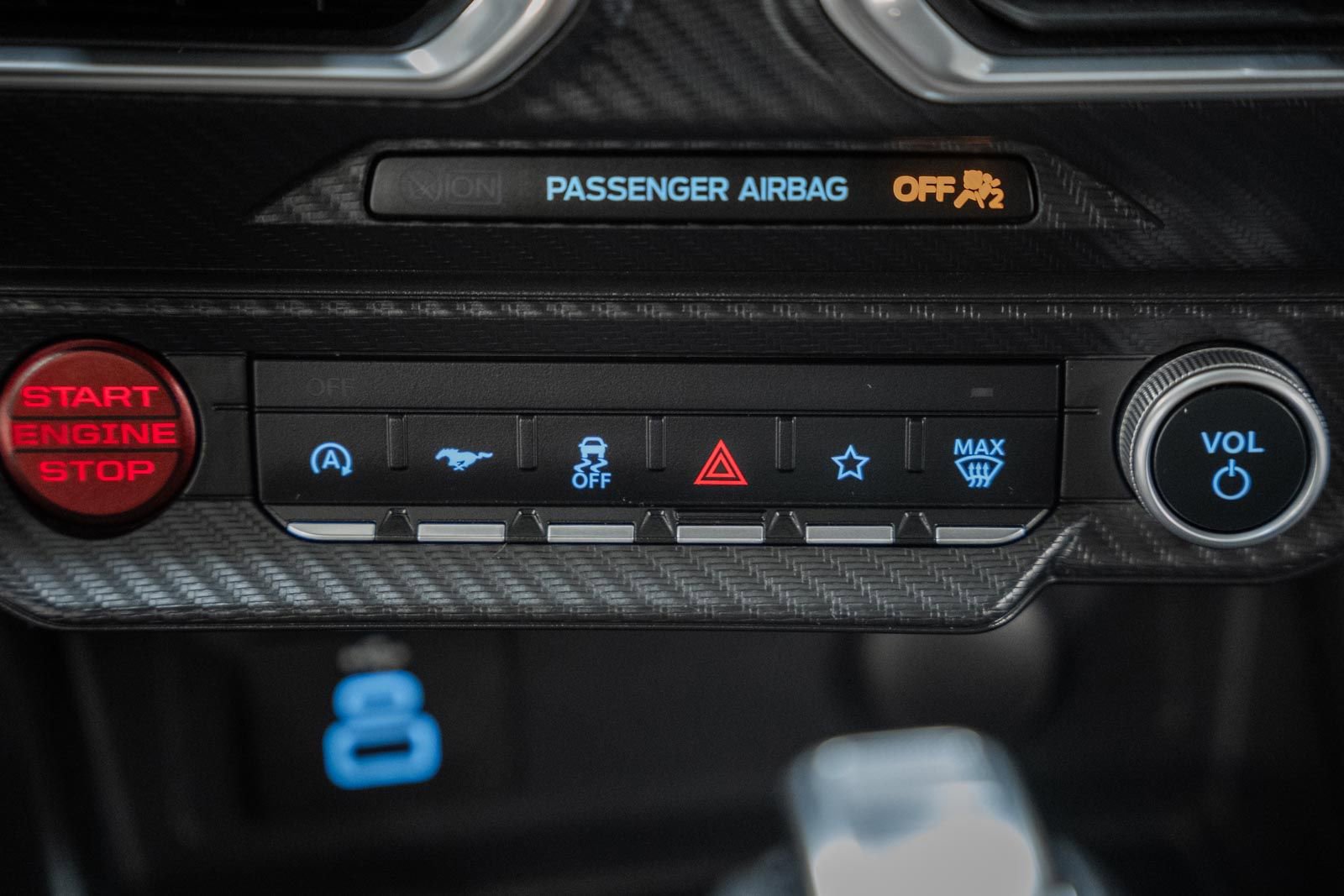 Certified 2025 Ford Mustang Premium w/ Wheel & Stripe Package image 27