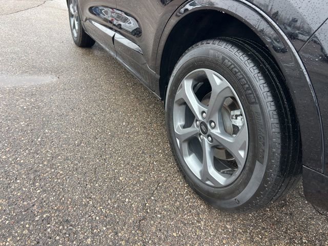 Certified 2024 Ford Escape ST-Line w/ Tech Pack #1 image 26