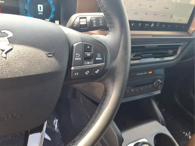 Certified 2025 Ford Bronco Sport Outer Banks w/ Outer Banks Tech Package+ AWD/4WD image 24