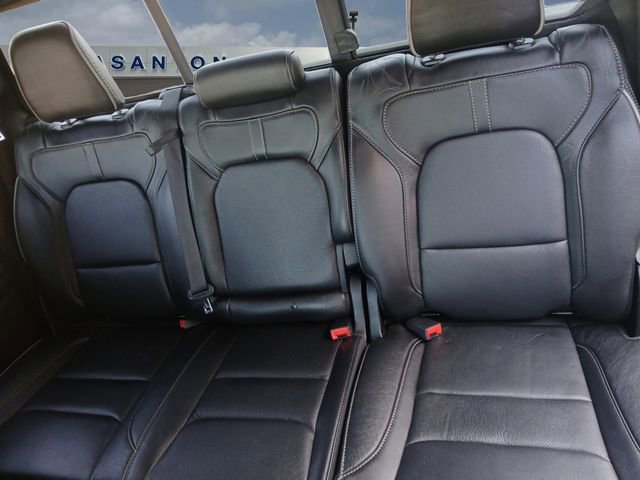 Used 2022 RAM 1500 Limited AWD/4WD image 9