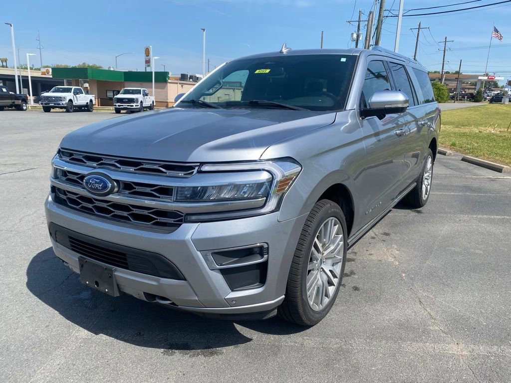 Certified 2023 Ford Expedition Max Platinum AWD/4WD image 3