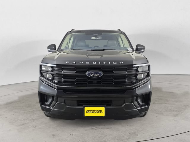 Certified 2025 Ford Expedition Active AWD/4WD image 2