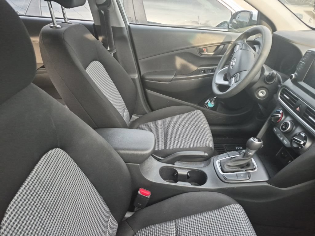 Used 2021 Hyundai Kona SE FWD image 26