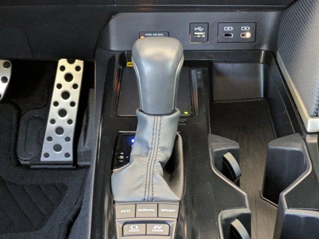 Used 2025 Toyota Camry SE image 17