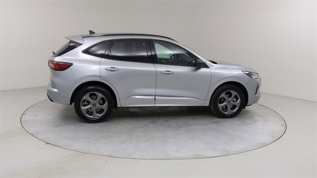 Certified 2023 Ford Escape ST-Line w/ Tech Pack #1 image 12