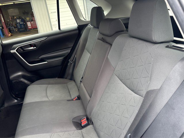 Used 2023 Toyota RAV4 XLE AWD/4WD image 10