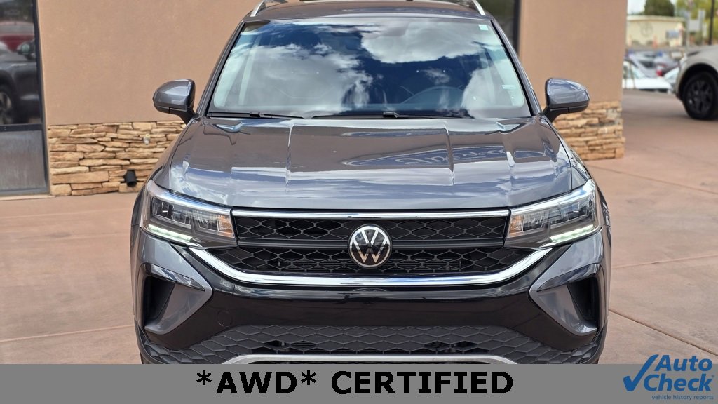 Used 2024 Volkswagen Taos SE image 15