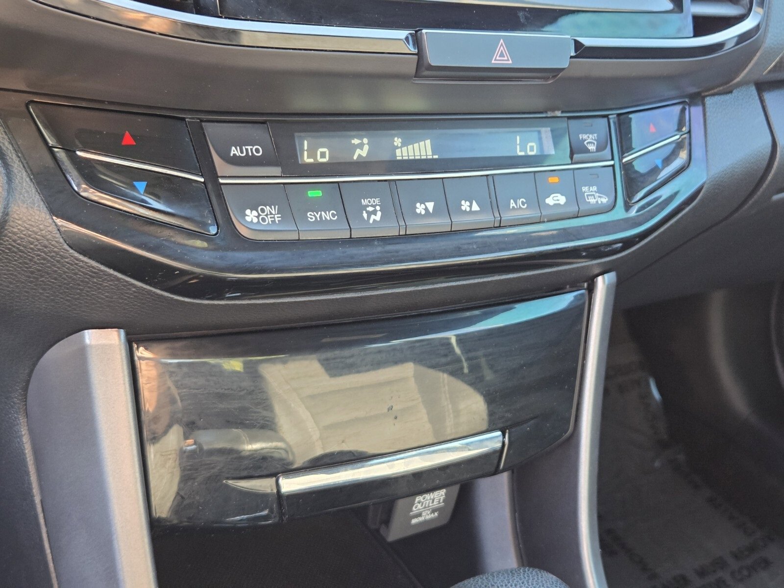 Used 2017 Honda Accord EX image 24