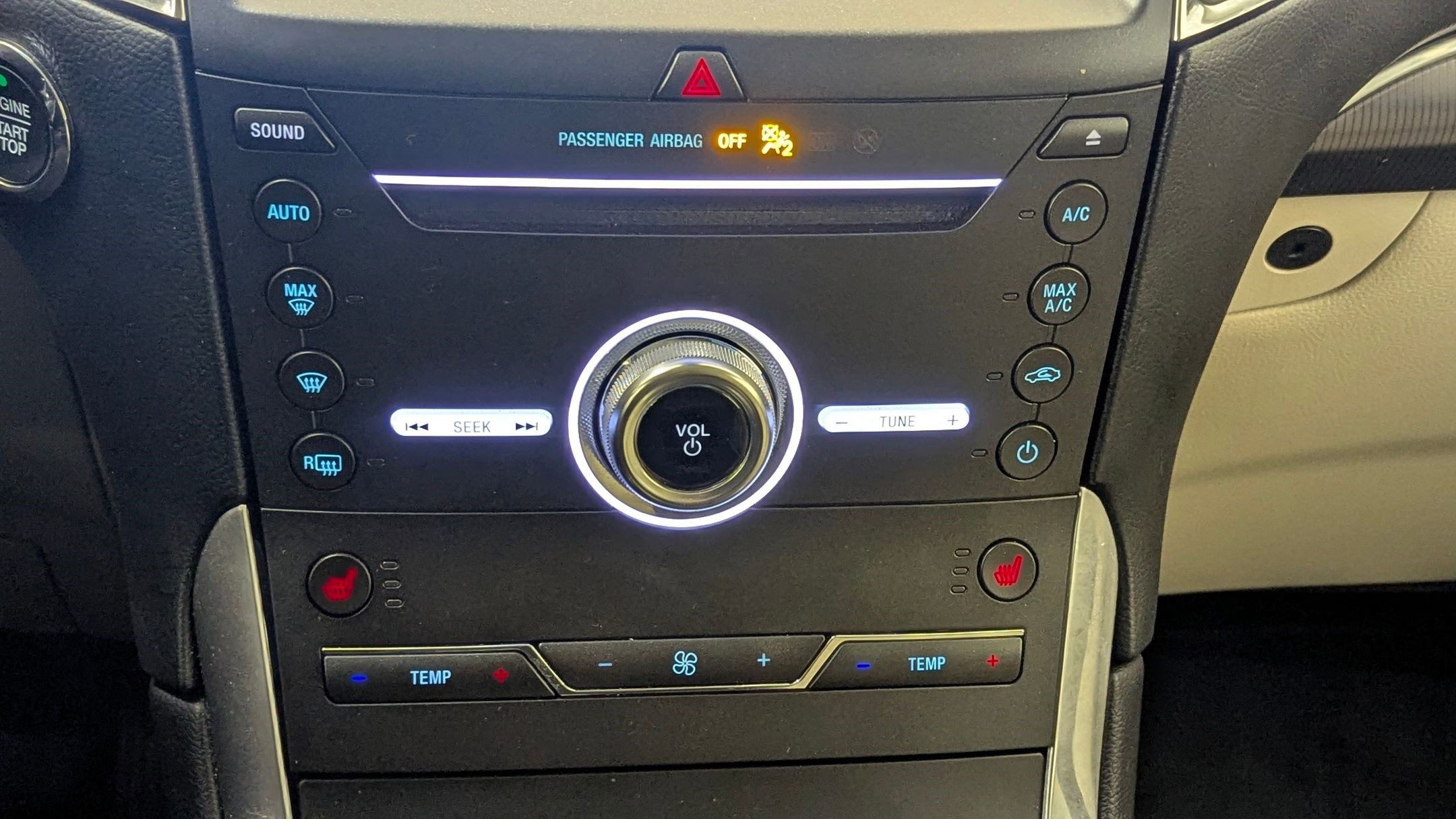 Certified 2019 Ford Edge Titanium image 27