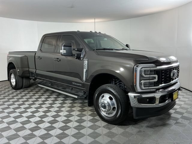 Certified 2024 Ford F350 Lariat AWD/4WD image 3