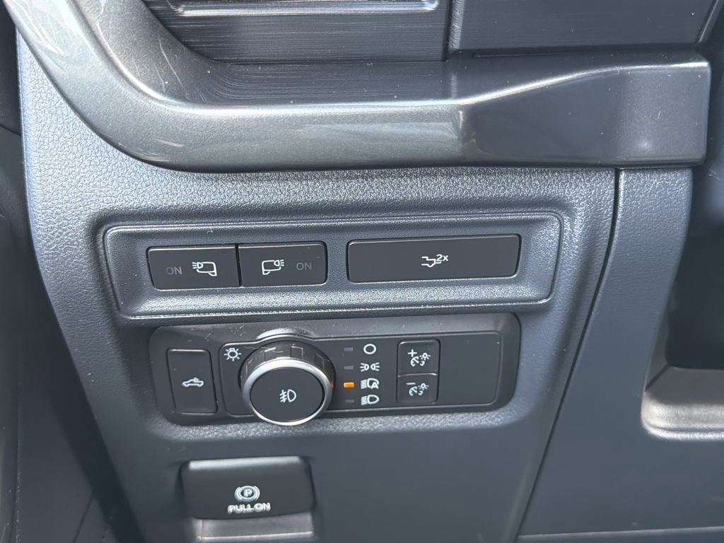 Certified 2022 Ford F150 XLT w/ Equipment Group 302A High image 26