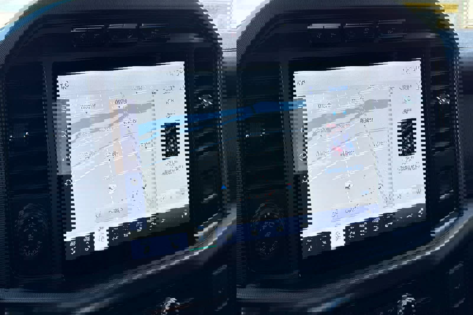 Certified 2021 Ford F150 Platinum w/ FX4 Off-Road Package image 18