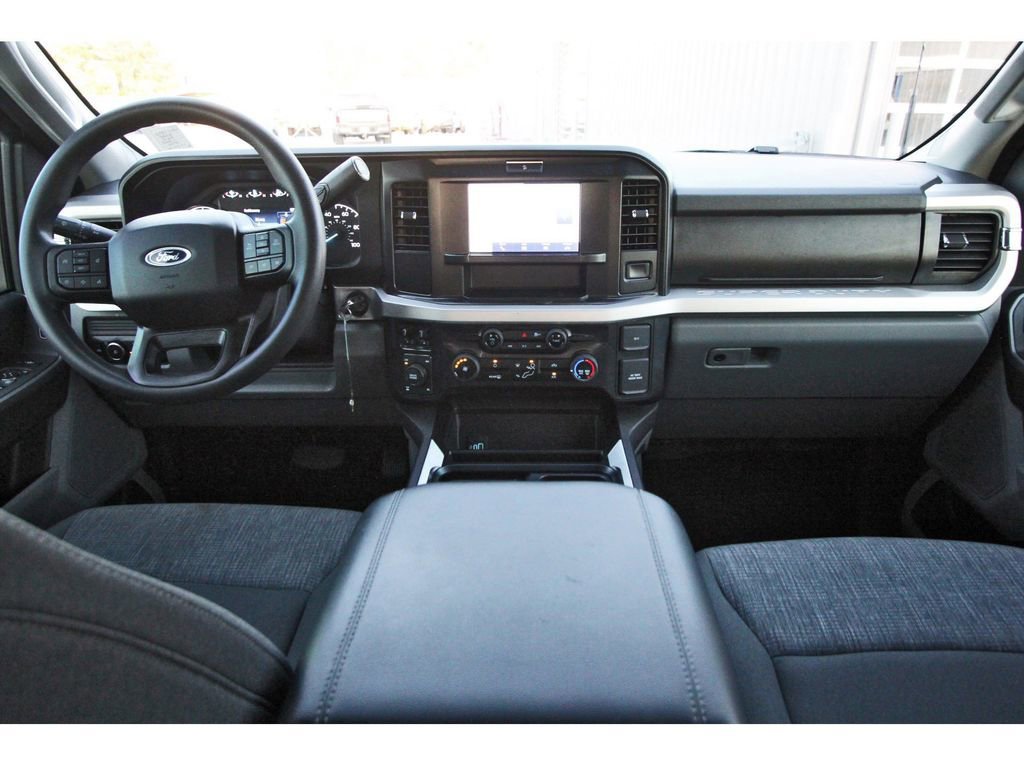 Certified 2025 Ford F250 XLT w/ FX4 Off-Road Package image 12