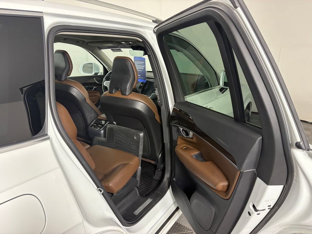 Used 2019 Volvo XC90 T6 Momentum w/ Advanced Package AWD/4WD image 35