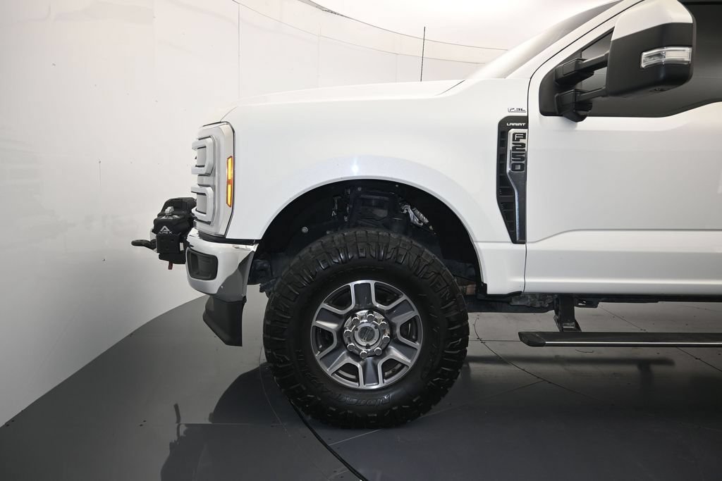 Certified 2023 Ford F250 Lariat AWD/4WD image 9
