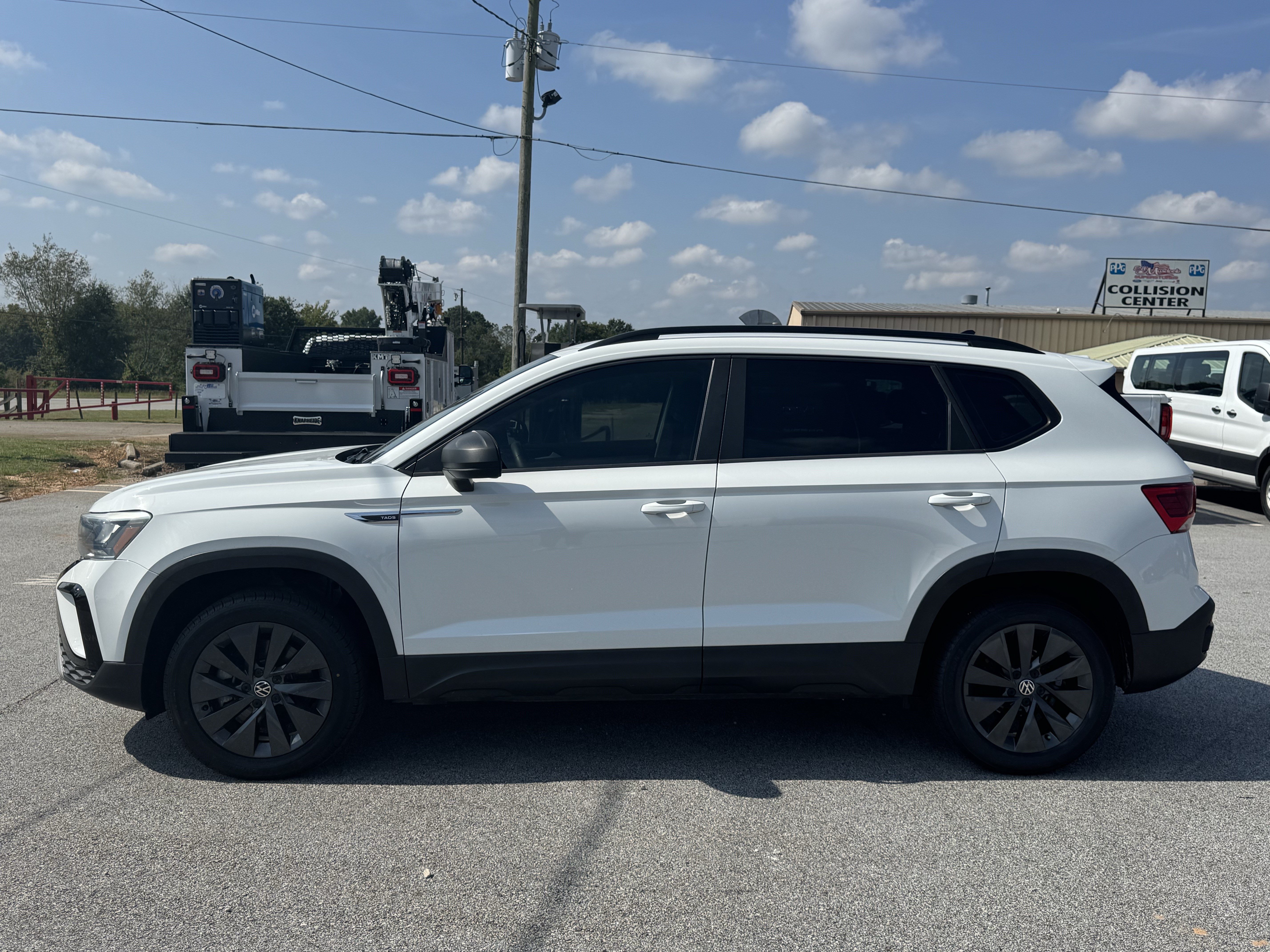 Used 2022 Volkswagen Taos S w/ IQ Drive S Package FWD image 8