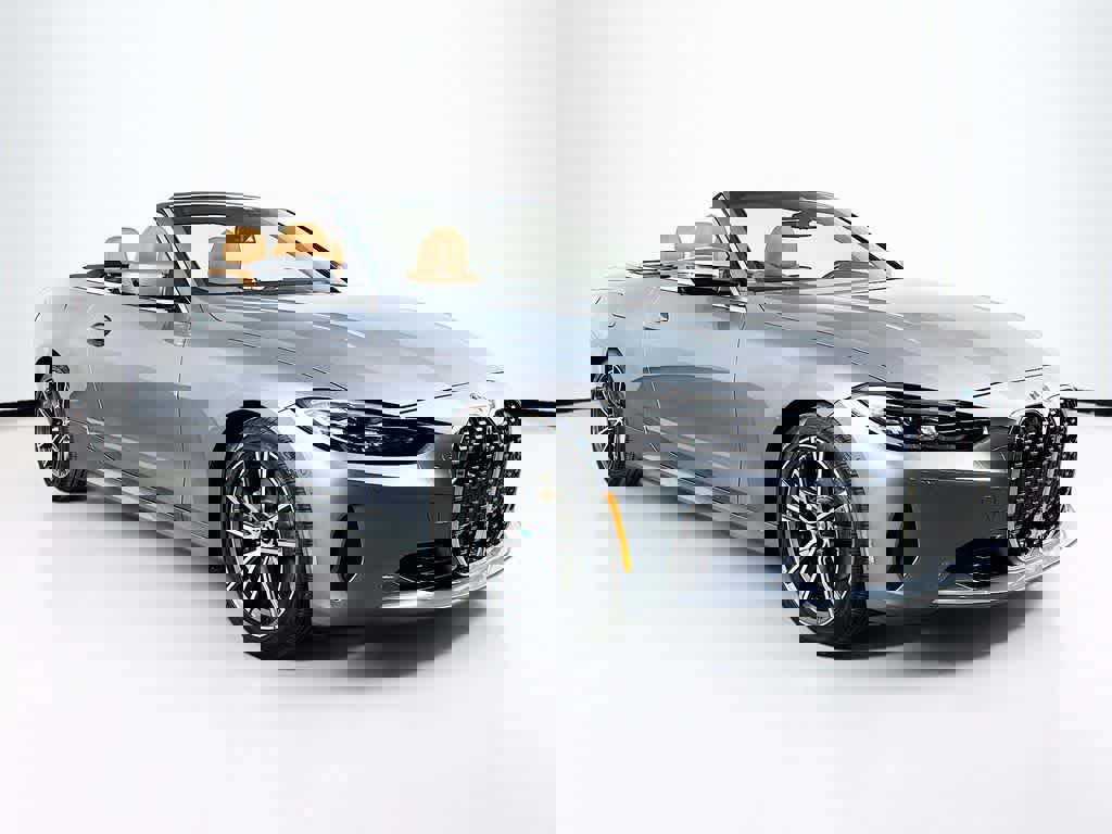 Used 2023 BMW 430i Convertible image 7