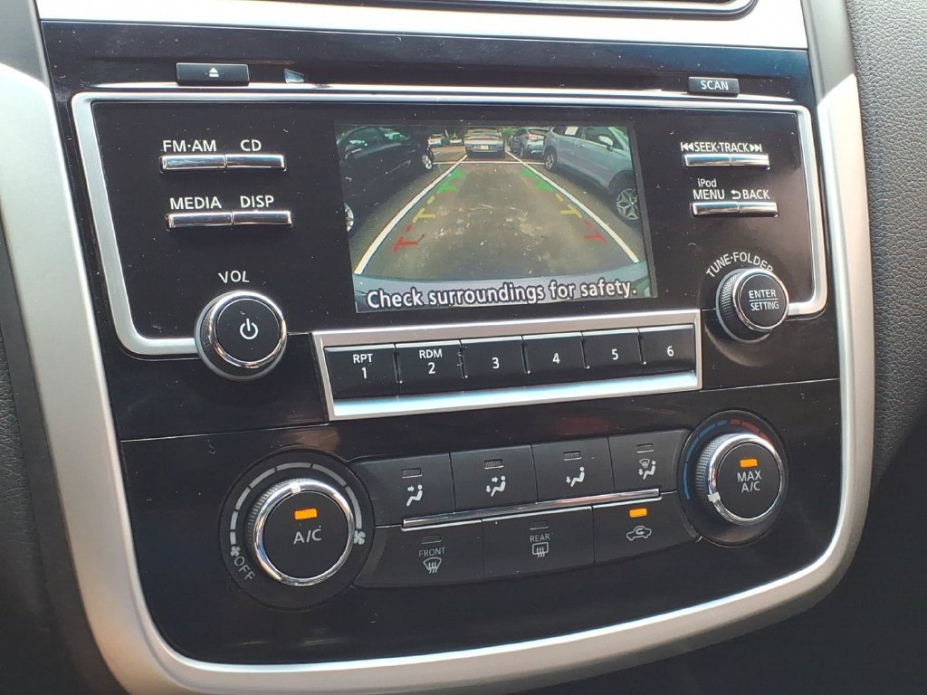 Used 2018 Nissan Altima 2.5 SR FWD image 10