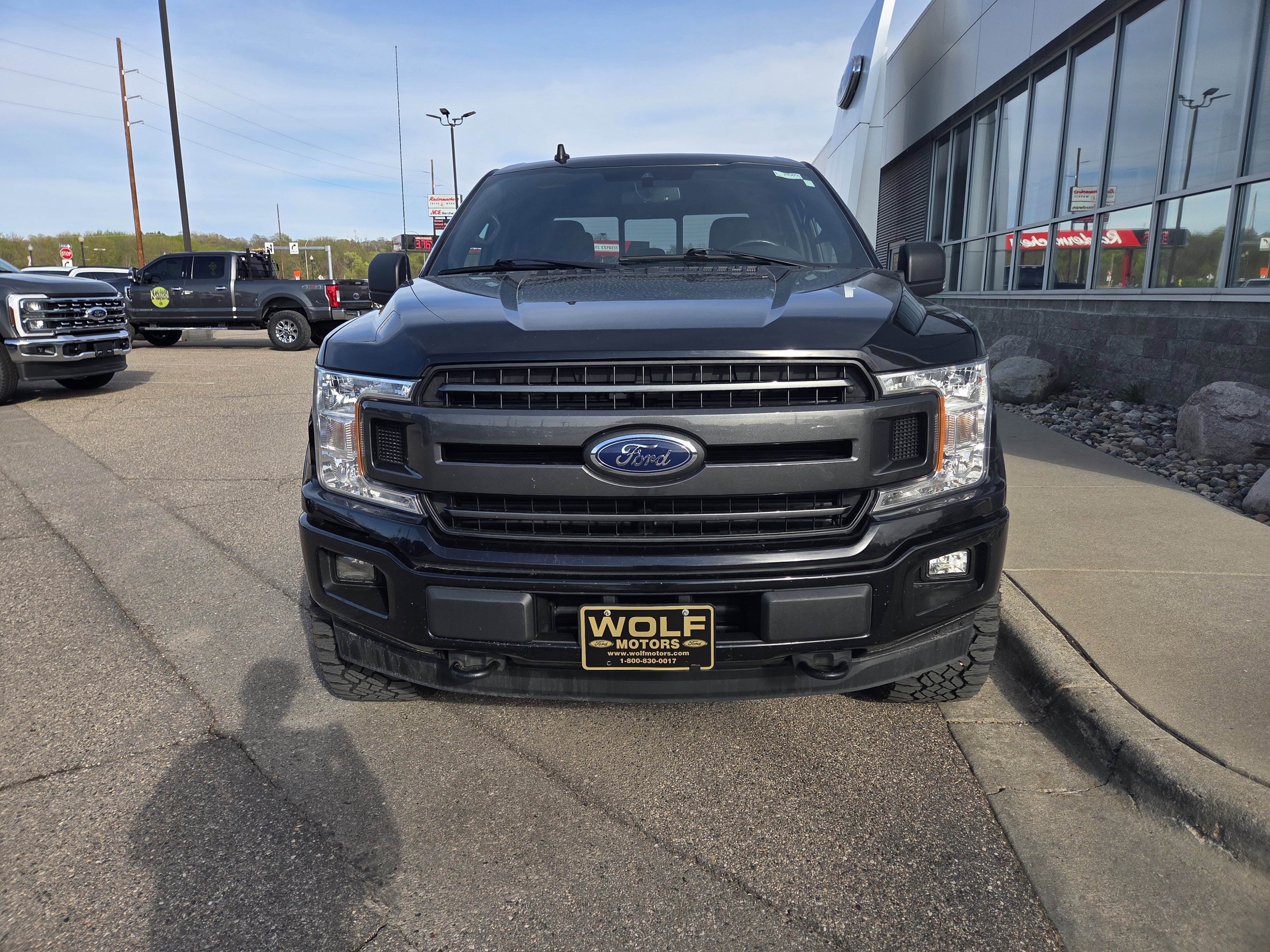 Certified 2019 Ford F150 XLT w/ Equipment Group 302A Luxury AWD/4WD image 4