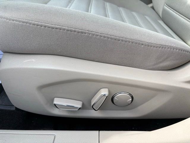 Certified 2019 Ford Fusion SE image 16