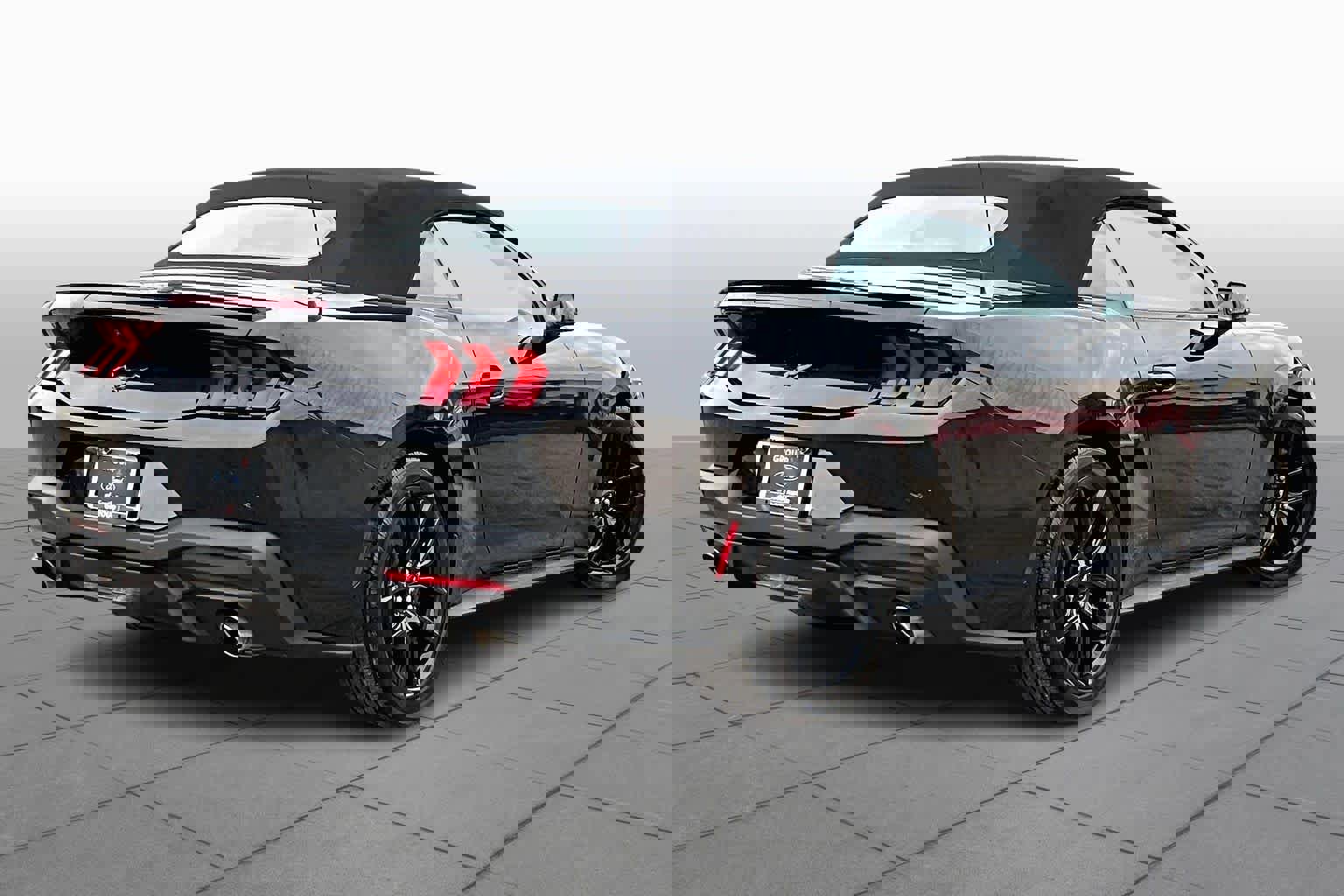 Certified 2025 Ford Mustang Premium image 13