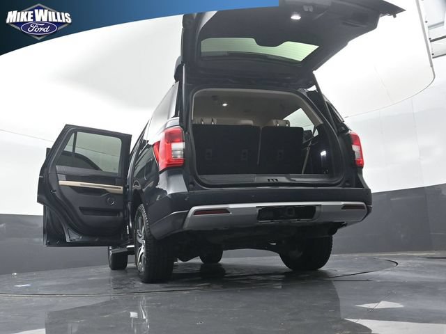 Certified 2023 Ford Expedition XLT RWD image 30