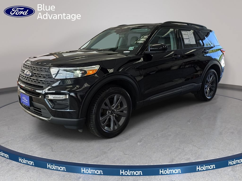 Certified 2023 Ford Explorer XLT w/ Equipment Group 202A AWD/4WD image 1