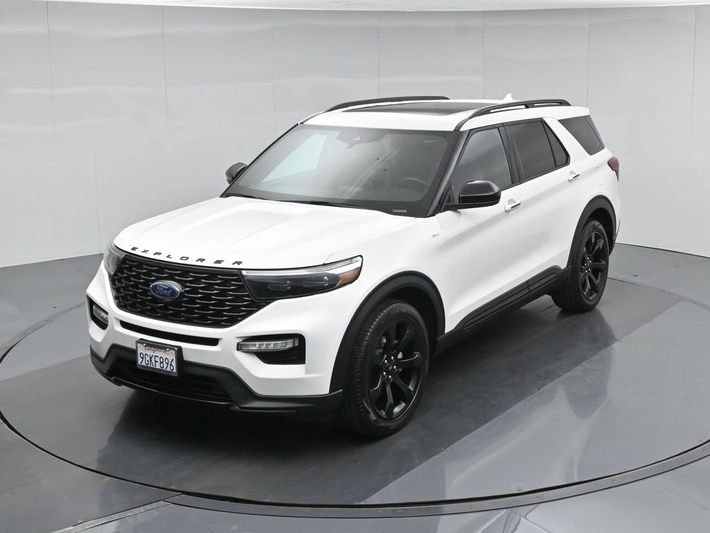 Certified 2023 Ford Explorer ST-Line w/ Class IV Trailer Tow Package RWD image 39