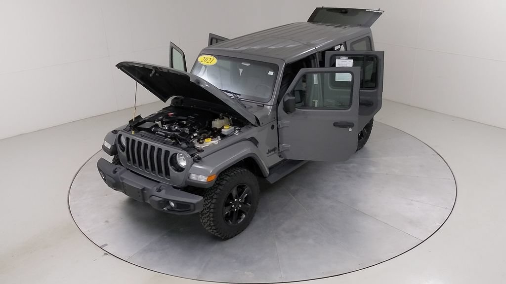 Used 2021 Jeep Wrangler Unlimited Sahara AWD/4WD image 56