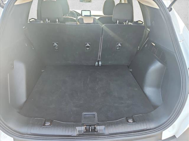 Certified 2020 Ford Escape SE FWD image 6