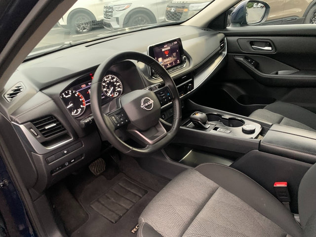 Used 2026 Nissan Rogue SV AWD/4WD image 24