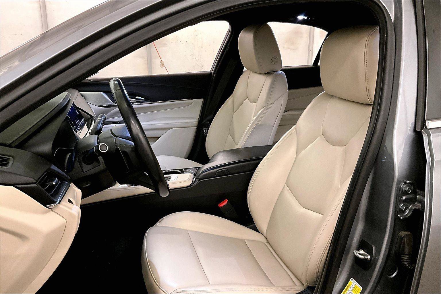 Used 2020 Cadillac CT4 Luxury w/ Bose Premium Audio Package image 24