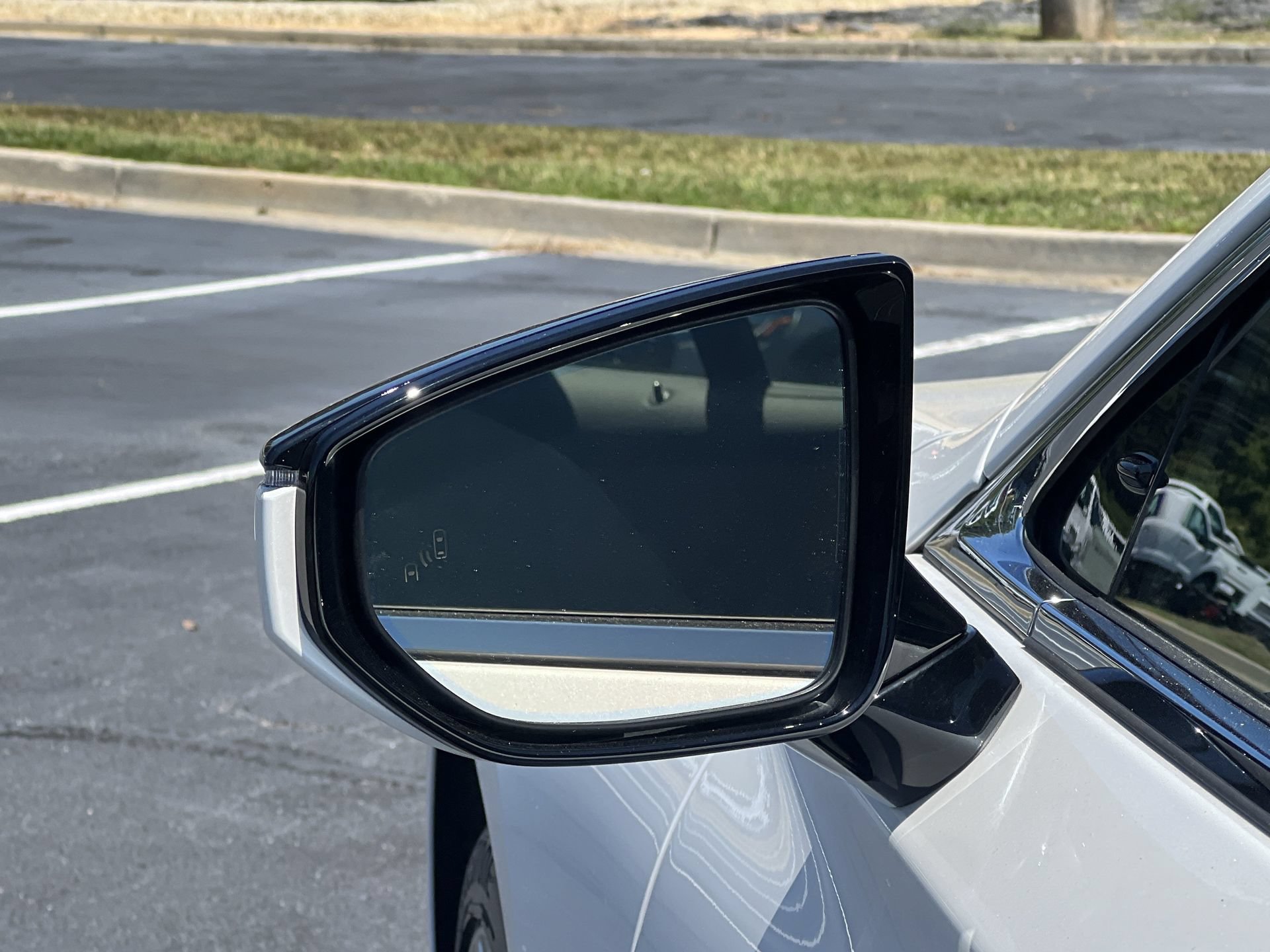 Used 2024 Lexus LS 500 RWD image 31