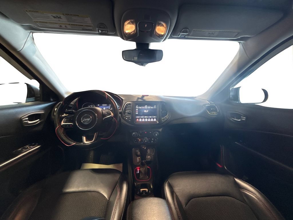 Used 2018 Jeep Compass Trailhawk AWD/4WD image 22