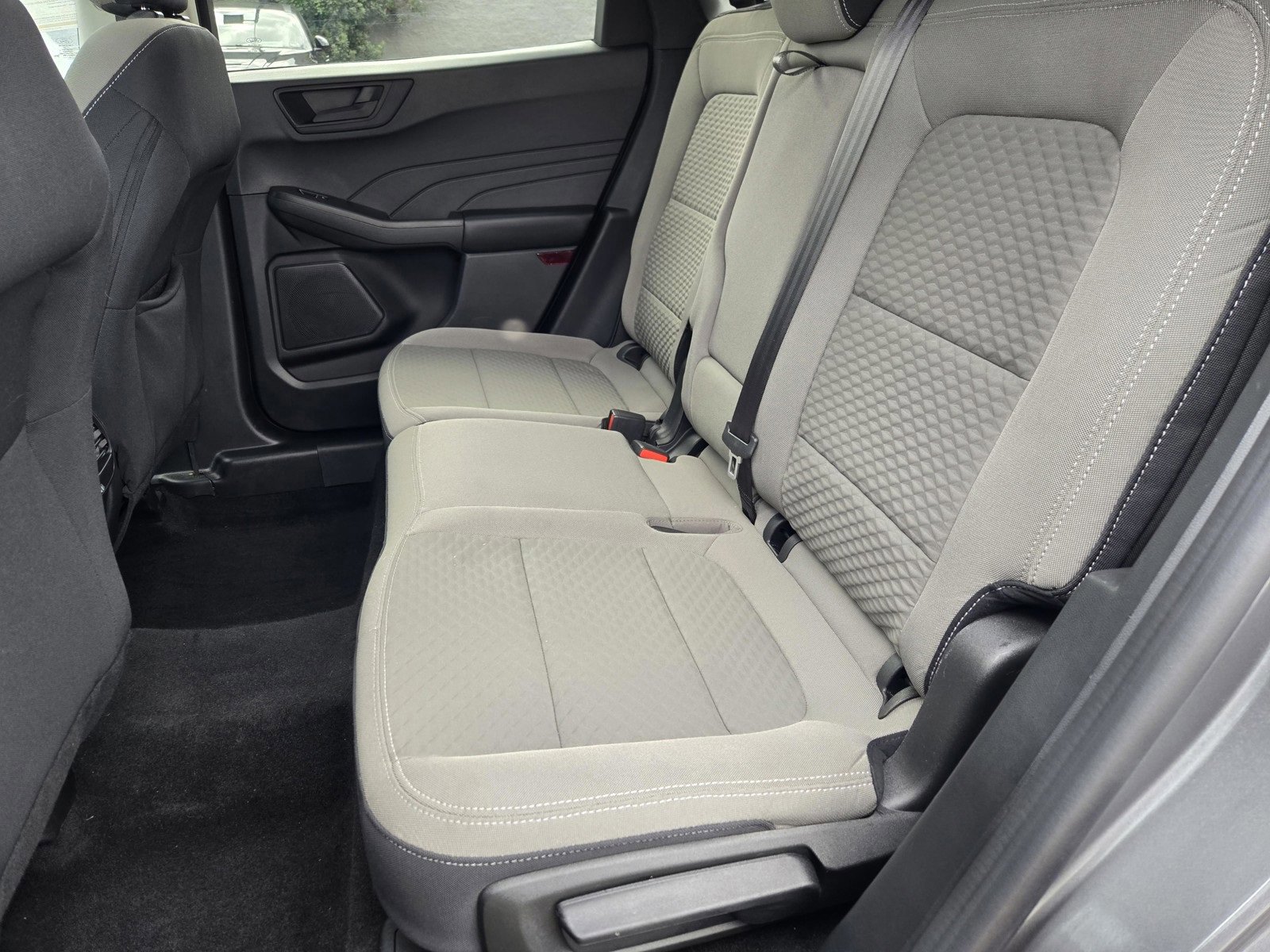 Certified 2022 Ford Escape SE w/ SE Sport Appearance Package image 11