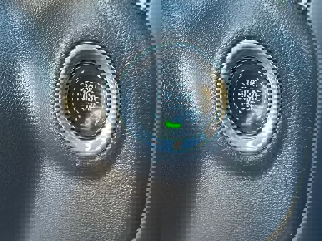 Used 2020 Chevrolet Silverado 1500 RST image 29