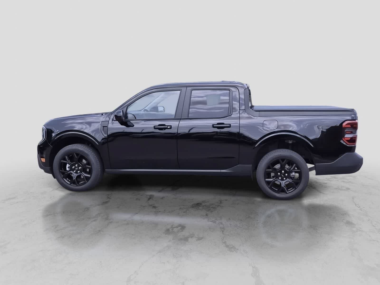 Certified 2025 Ford Maverick Lariat w/ Black Appearance Package AWD/4WD image 5