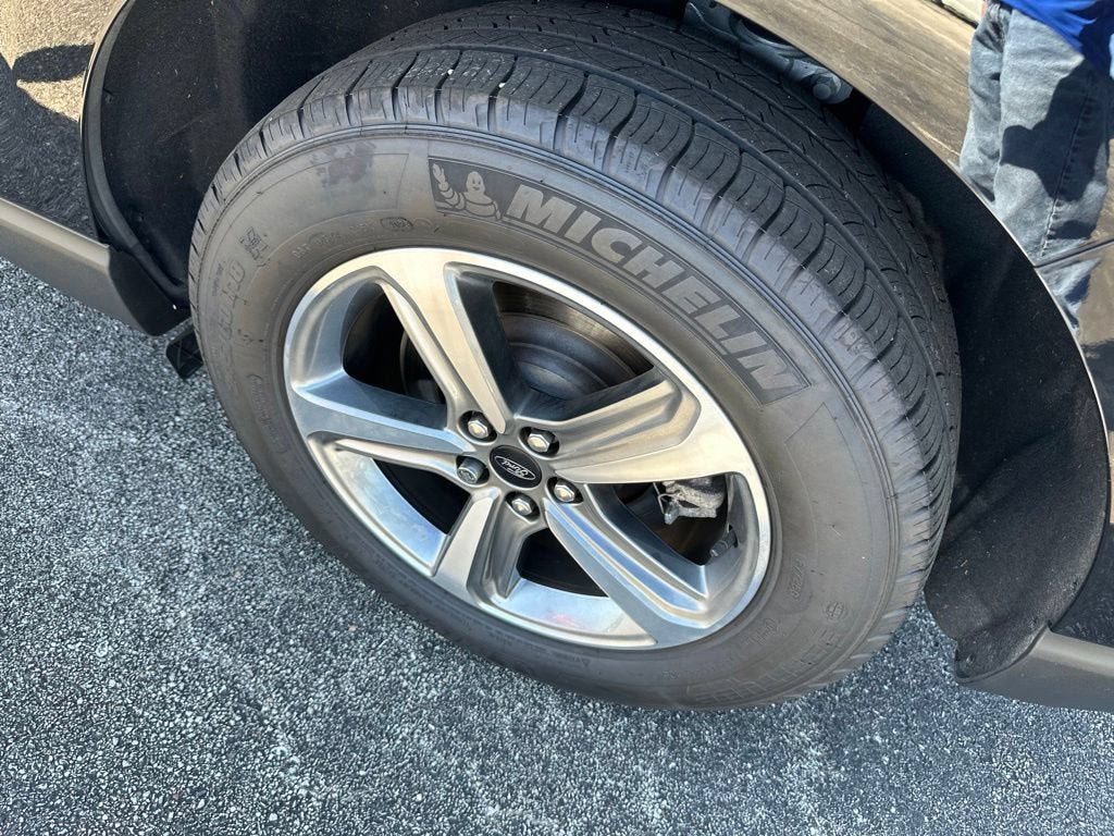 Certified 2024 Ford Edge SEL w/ Convenience Package AWD/4WD image 8