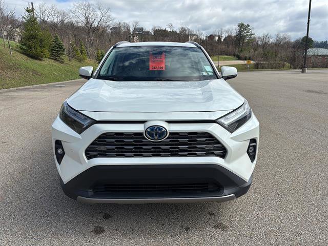 Used 2022 Toyota RAV4 Limited image 8