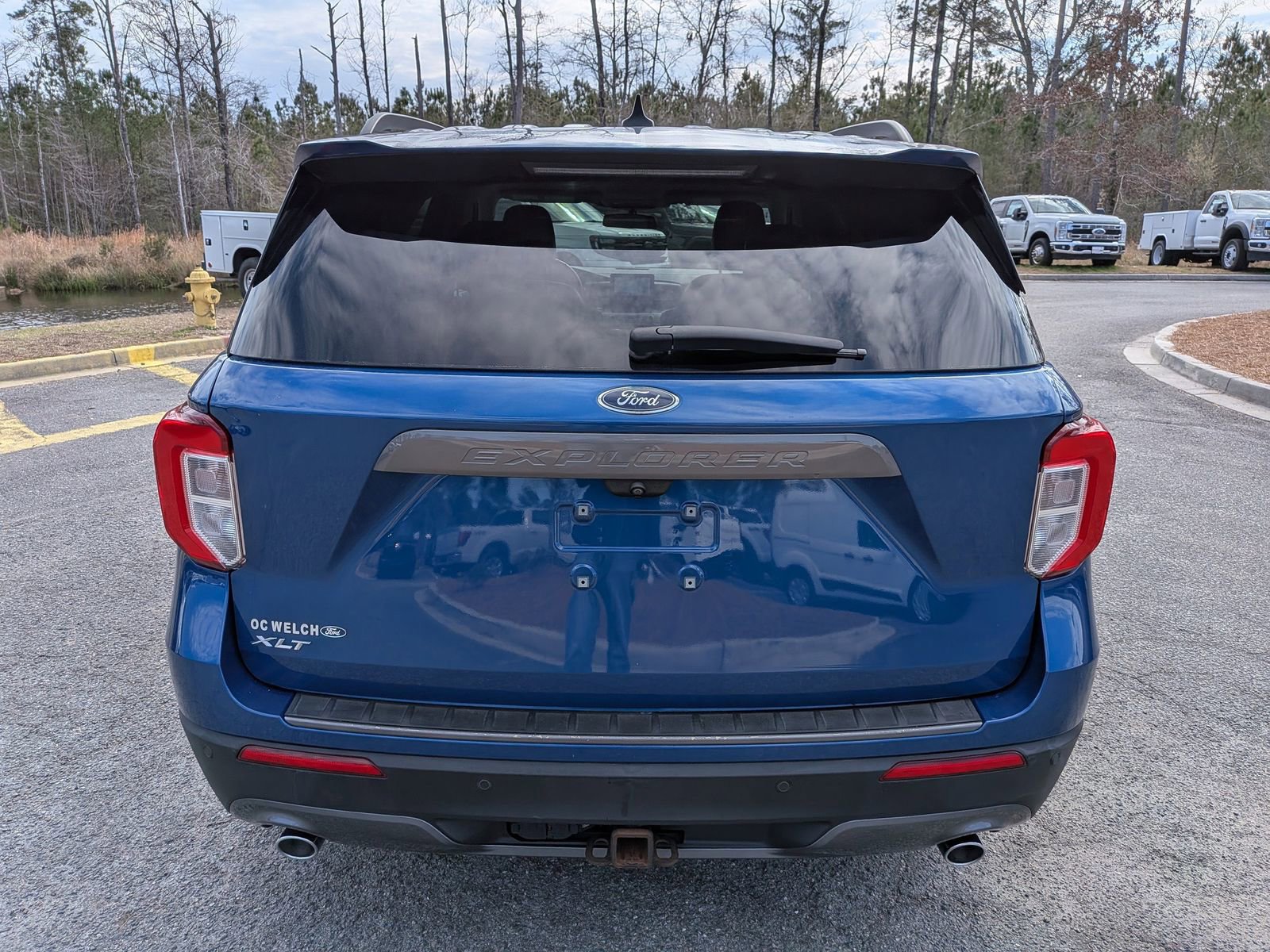 Certified 2021 Ford Explorer XLT w/ Equipment Group 202A image 4